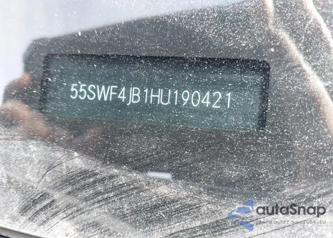 2017 Mercedes-Benz C 300 z USA, uszkodzony, nr VIN 55SWF4JB1HU190421